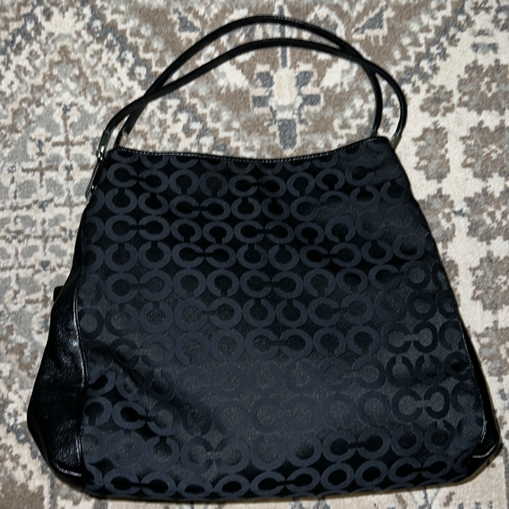 Coach Madison Black Phoebe Art Signature Hobo Bag E1326-25637